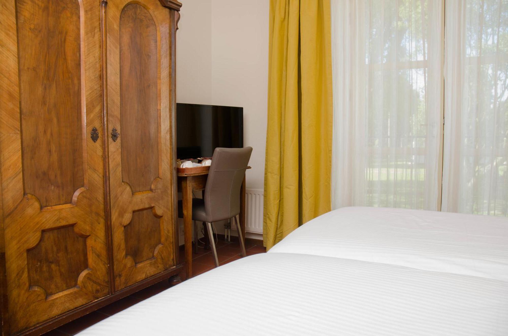 Hotel Graaf Bernstorff Schiermonnikoog Bilik gambar